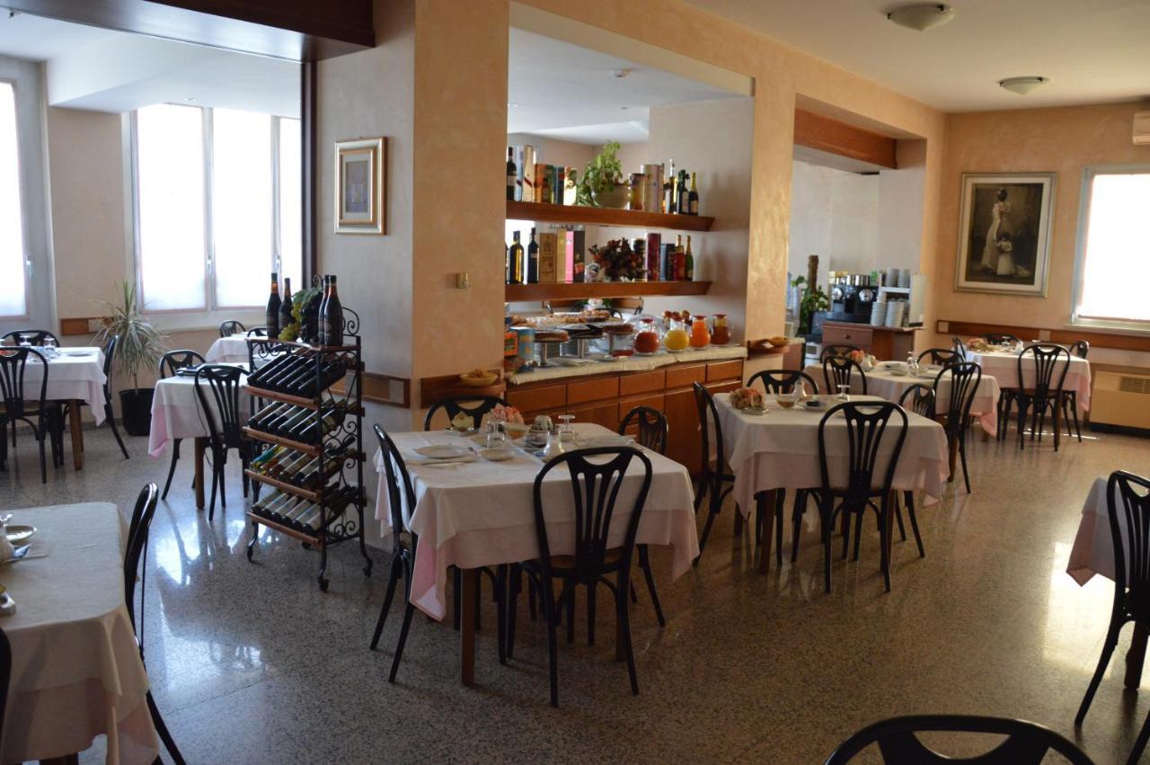 Hotel Diga Marina di Ravenna Zewnętrze zdjęcie